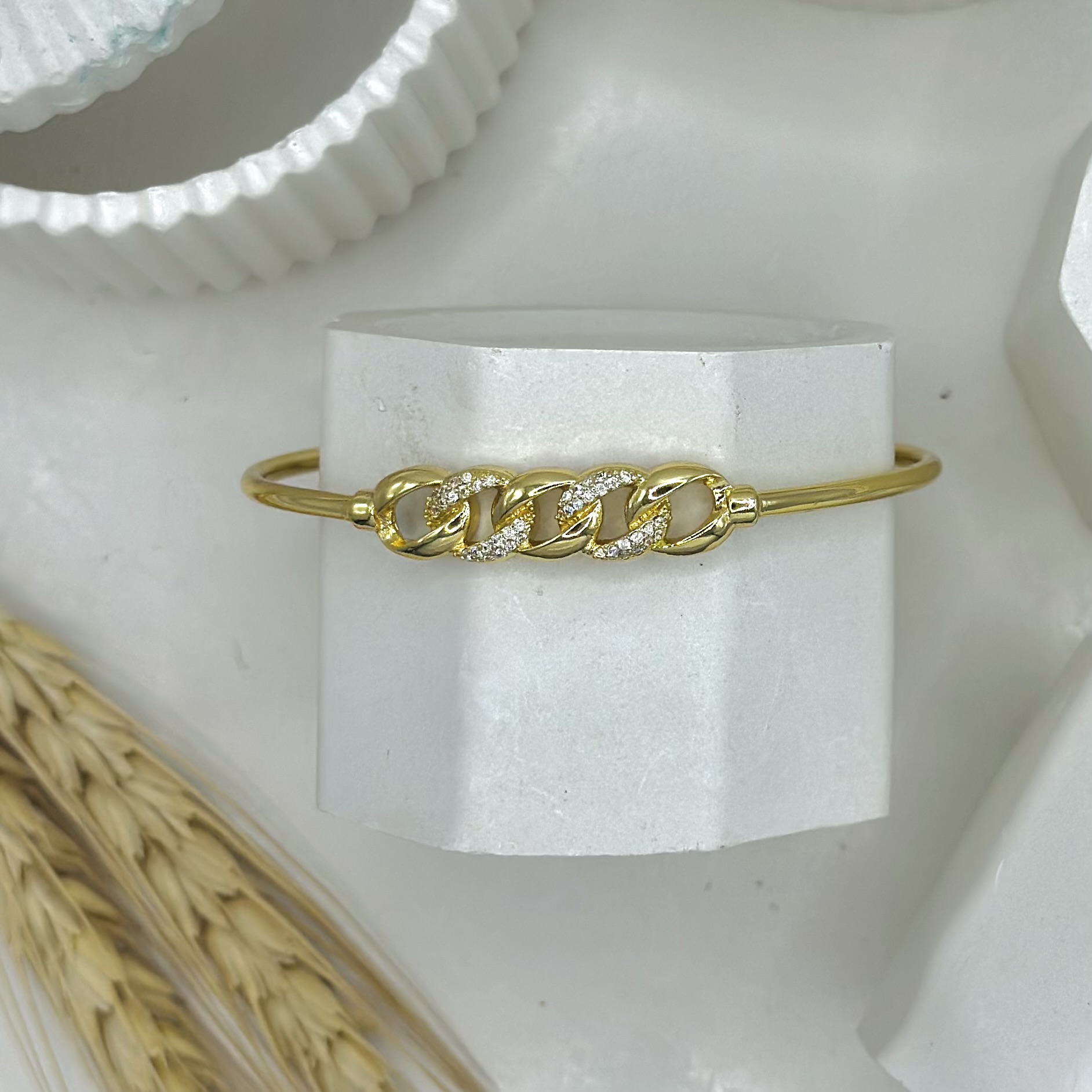 Golden Loop