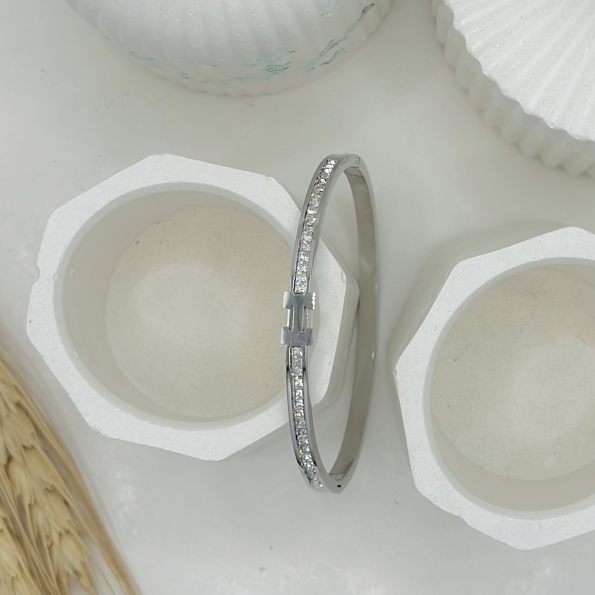 Silver rhinestone H